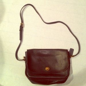 Vintage Coach dark blue city crossbody purse